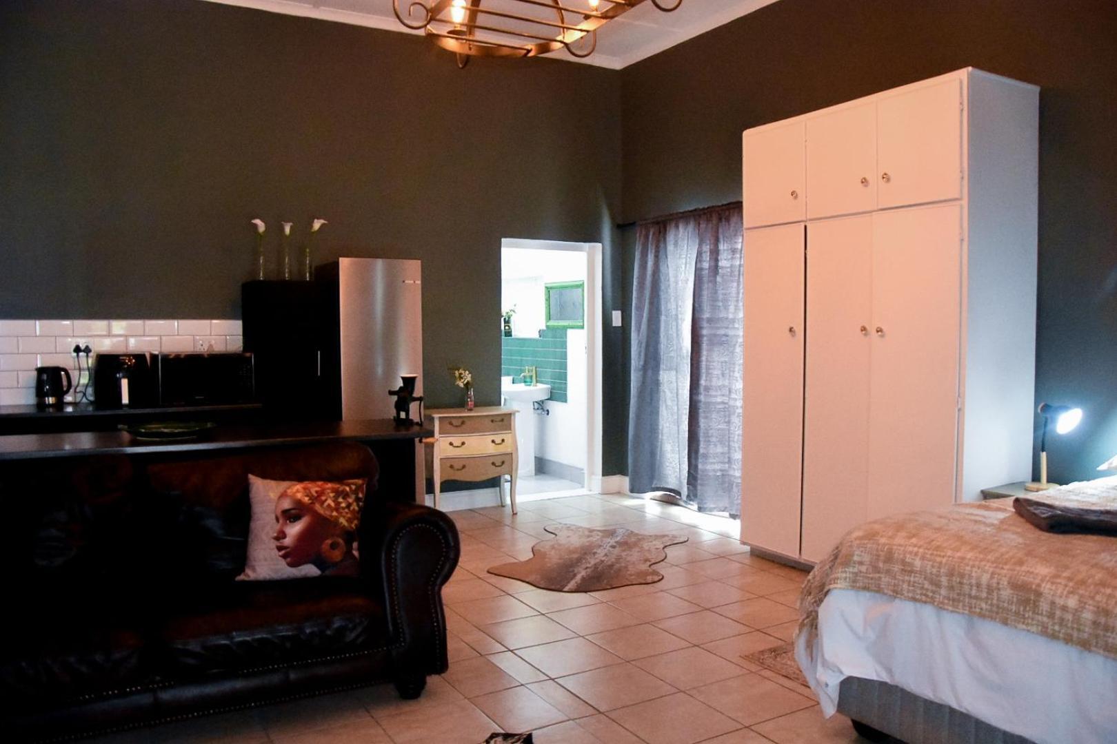 Little Lamb Apartment Beaufort West Bagian luar foto